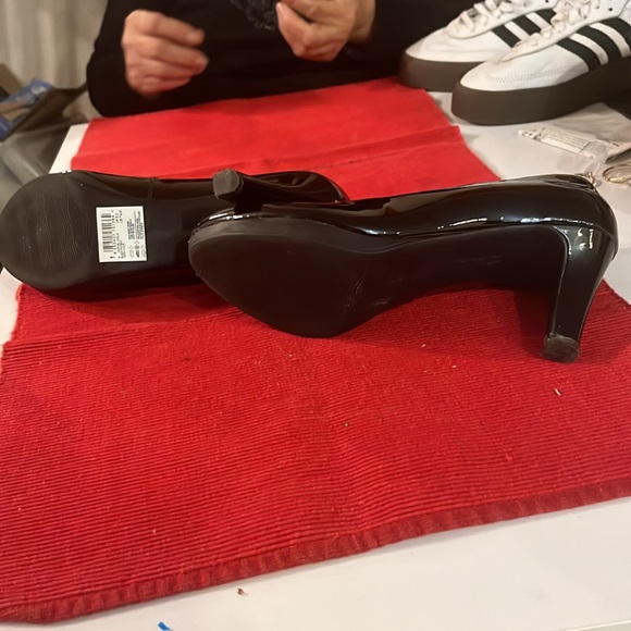 Clark’s Collection - Picture 3 of 5